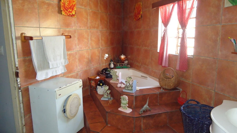 4 Bedroom Property for Sale in Broadlands Park Western Cape